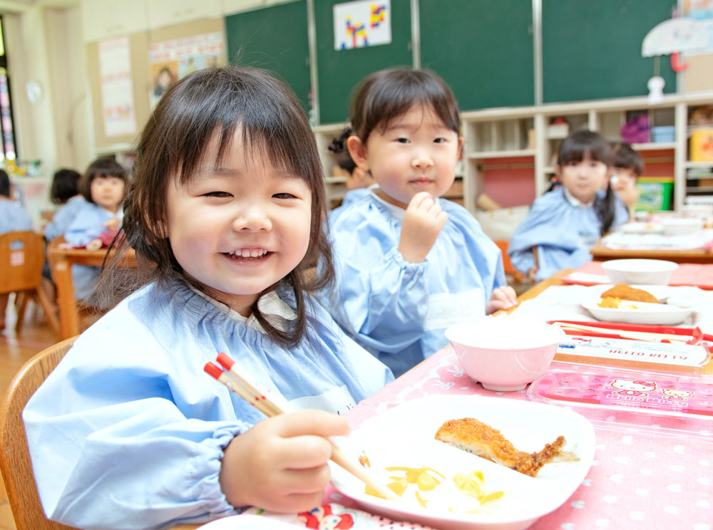 給食